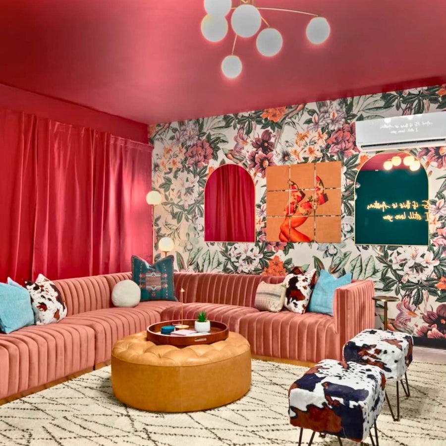 Austin Bachelorette Party Guide- Where To Stay | La Dolce Vita Villa