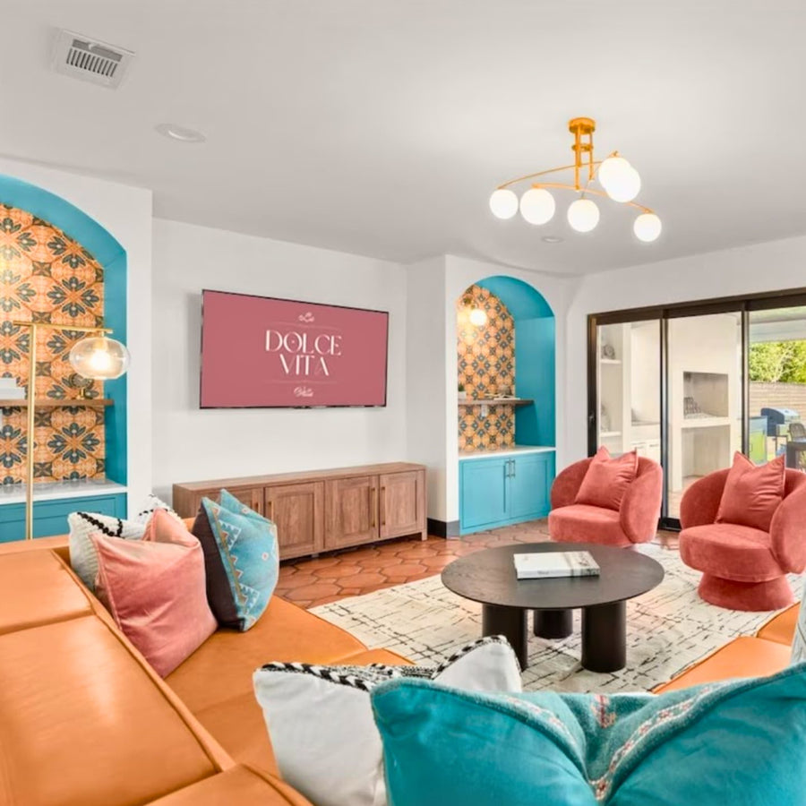 Austin Bachelorette Party Guide- Where To Stay | La Dolce Vita Villa