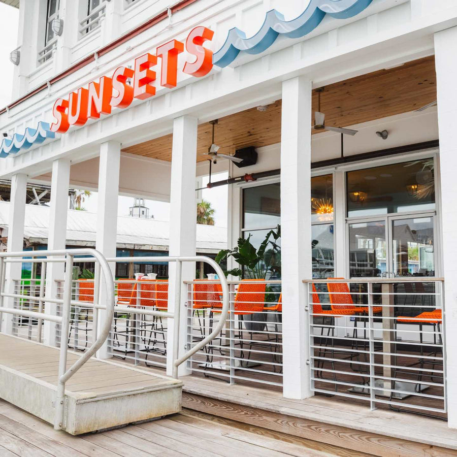 Best Bachelorette Party Restaurants in Charleston | Sunsets Waterfront Dining | Stag & Hen