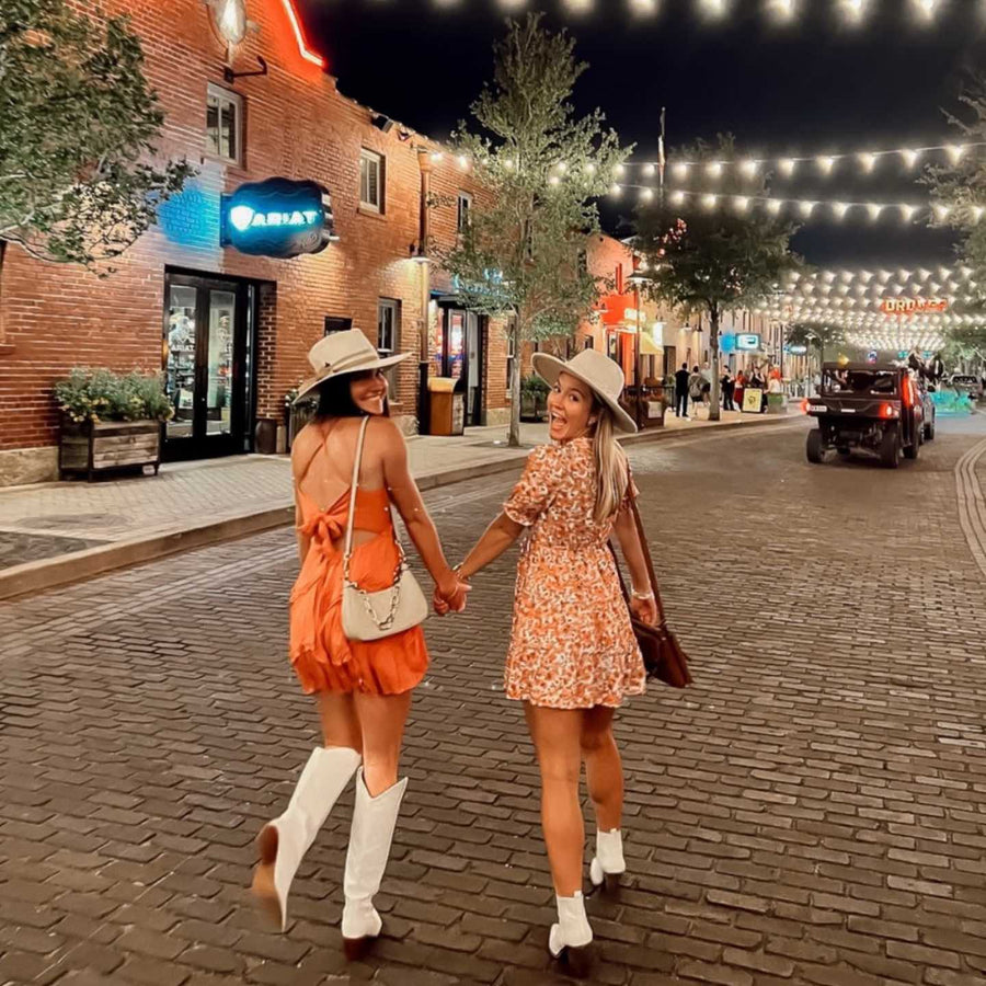 Fort Worth Bachelorette Party | Shopping on Mule Alley | Stag & Hen