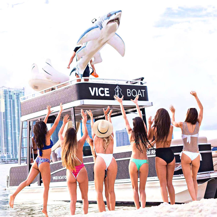 Private Bachelorette Party Pontoon with Vice Boat Club