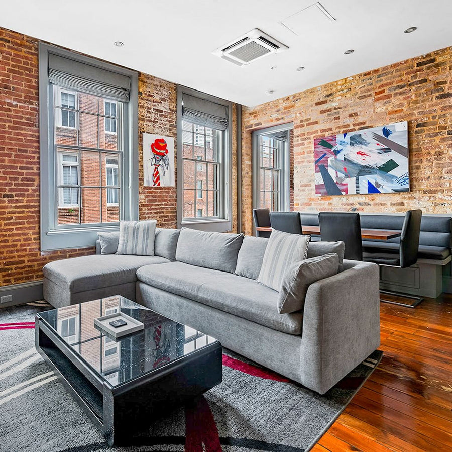 New Orleans Bachelorette Party Activity and Itinerary Ideas - Where To Stay - The Natchez Vacation Rentals - The BEST Bachelorette Party Guide