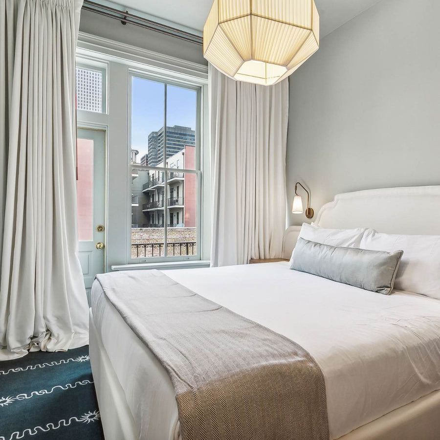New Orleans Bachelorette Party Lodging & Places to Stay | The Hotel Perle