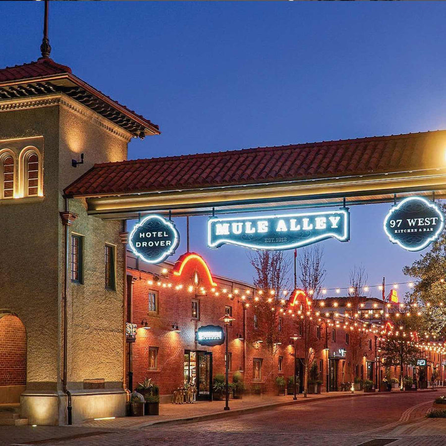 Fort Worth Bachelorette Party: Where to Stay | Fort Worth Stockyards