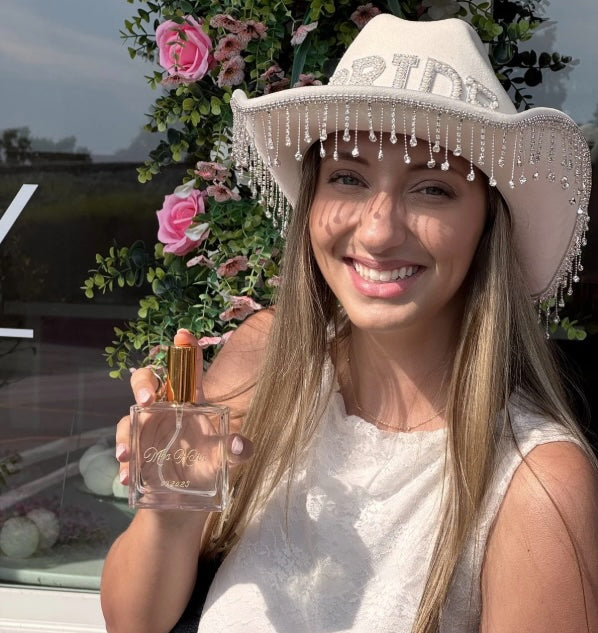 Bachelorette Party Experience Ideas - Perfume Making Experience with Story Fragrance