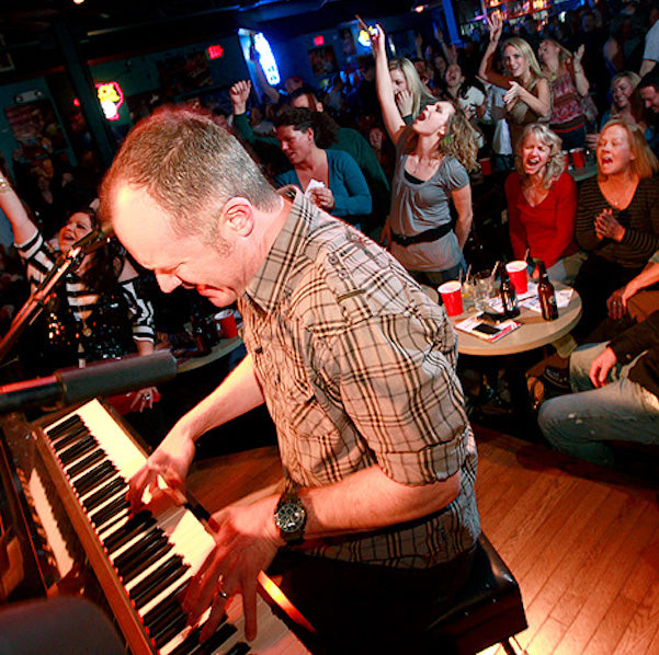 Austin Bachelorette Party Ideas - Pete's Dueling Piano Bar